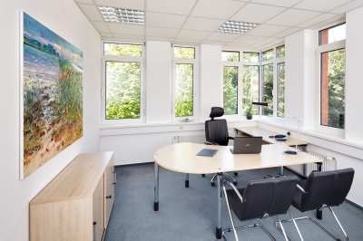 bei Bei Master-OFFICE im Airport Center Hamburg können Sie ein virtuelles Büro anmieten, Ihre Kosten gering zu halten.
